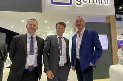 Besucher am Block-Gemini-Stand